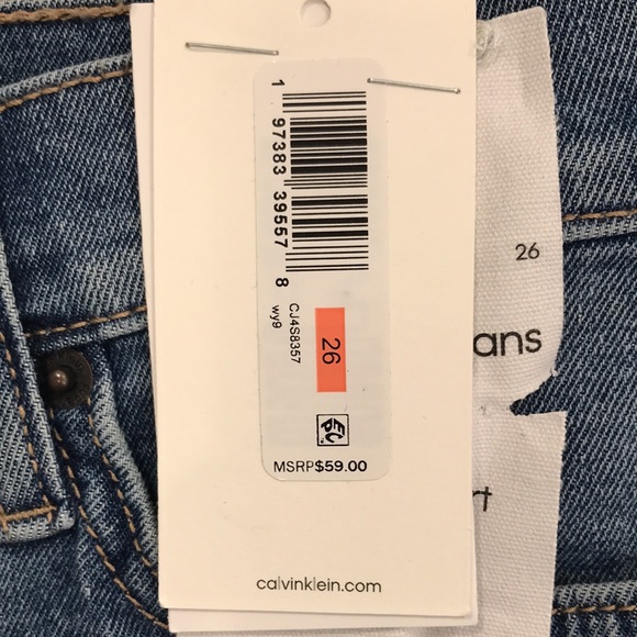 Calvin Klein Jeans Women's Cut Off High Rise Shorts Size 26 New - Picture 2 of 10